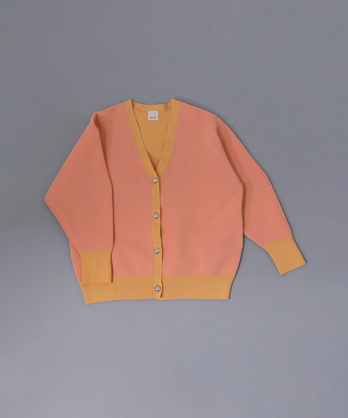 ROSE BUD（ローズバッド）の「ボタンVネックカーディガン（カーディガン/ボレロ・レディース・ブラック/オレンジ/グリーン/ホワイト・ONE SIZE）」の8枚目の写真