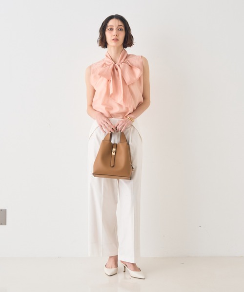 EMMA ROUGE VIF(エマルージュヴィフ)の「【一部店舗限定】【北野百笑さん着用】前後2WAYシアーボウタイブラウス(シャツ/ブラウス・レディース・ホワイト/ピンク/グレイッシュブルー・フリー)」の11枚目の写真