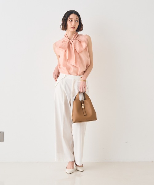 EMMA ROUGE VIF(エマルージュヴィフ)の「【一部店舗限定】【北野百笑さん着用】前後2WAYシアーボウタイブラウス(シャツ/ブラウス・レディース・ホワイト/ピンク/グレイッシュブルー・フリー)」の12枚目の写真