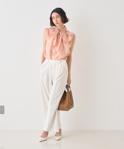 EMMA ROUGE VIF(エマルージュヴィフ)の「【一部店舗限定】【北野百笑さん着用】前後2WAYシアーボウタイブラウス(シャツ/ブラウス・レディース・ホワイト/ピンク/グレイッシュブルー・フリー)」の13枚目の写真