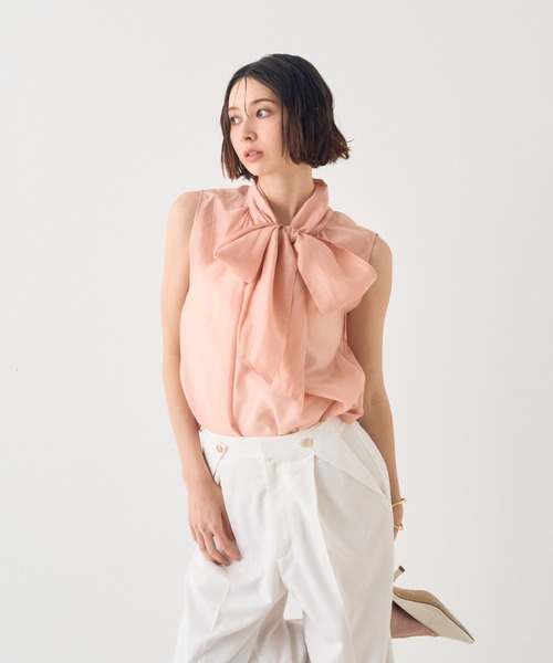 EMMA ROUGE VIF(エマルージュヴィフ)の「【一部店舗限定】【北野百笑さん着用】前後2WAYシアーボウタイブラウス(シャツ/ブラウス・レディース・ホワイト/ピンク/グレイッシュブルー・フリー)」の15枚目の写真