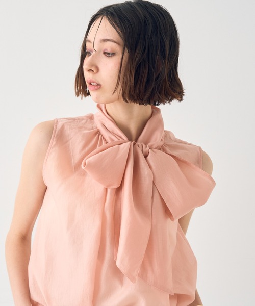 EMMA ROUGE VIF(エマルージュヴィフ)の「【一部店舗限定】【北野百笑さん着用】前後2WAYシアーボウタイブラウス(シャツ/ブラウス・レディース・ホワイト/ピンク/グレイッシュブルー・フリー)」の16枚目の写真