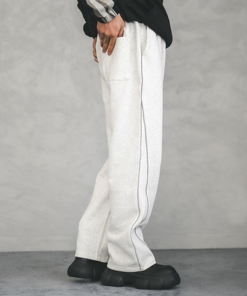 Shoowtime(ショウタイム)の「Side piping design sweatpants / パイピングデザインスウェットパンツ(スウェットパンツ・メンズ・ブラック/ヘザーグレー・X-LARGE/LARGE/MEDIUM)」の13枚目の写真