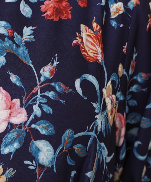 LAURA ASHLEY（ローラアシュレイ）の「【洗える／同柄アイテムあり】ローザリンド柄 シフォンワンピース（ワンピース・レディース・ホワイト系1/ネイビー系・40/38）」の4枚目の写真