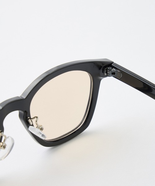 MILKFED.（ミルクフェド）の「MILKFED. LOGO WELLINGTON SUNGLASSES（サングラス・レディース・ライトブルー/ブラック・ONE SIZE）」の12枚目の写真