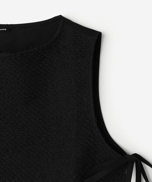 Bshop(ビショップ)の「eunoia | ツイード クロップドベスト WOMEN(ベスト・レディース・ブラック・ONE)」の2枚目の写真