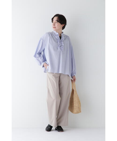 human woman(ヒューマンウーマン)の「◆ボイルマイクロサッカーブラウス(シャツ/ブラウス・レディース・ベージュ系その他2/ブルー系その他3・MEDIUM)」の11枚目の写真