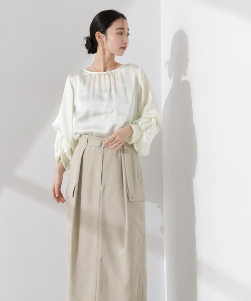 NANO universe（ナノユニバース）の「2WAYデザインスリーブサテンブラウス（シャツ/ブラウス・レディース・ホワイト/グリーン/チャコール・FREE）」の14枚目の写真