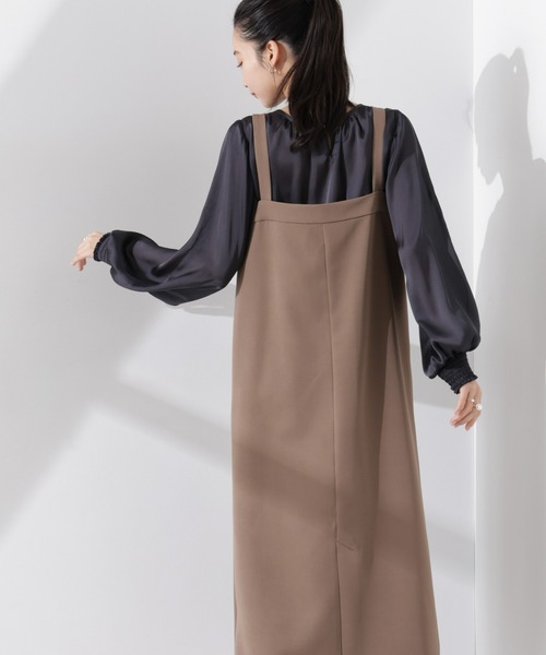 NANO universe（ナノユニバース）の「2WAYデザインスリーブサテンブラウス（シャツ/ブラウス・レディース・ホワイト/グリーン/チャコール・FREE）」の22枚目の写真