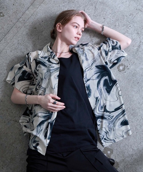 SERACE】2way loose drape marble pattern short sleeve shirt