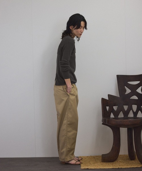 SALON adam et rope'（サロン アダム エ ロペ）の「【WEB限定】ループヤーンリブショートカーディガン/ボレロ［セットアップ対応］（カーディガン/ボレロ・レディース・オフホワイト/チャコールグレー/レッド系その他4・FREE）」の10枚目の写真