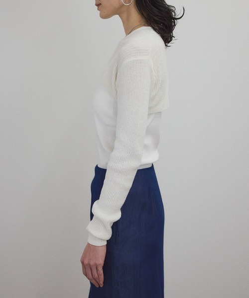 SALON adam et rope'（サロン アダム エ ロペ）の「【WEB限定】ループヤーンリブショートカーディガン/ボレロ［セットアップ対応］（カーディガン/ボレロ・レディース・オフホワイト/チャコールグレー/レッド系その他4・FREE）」の16枚目の写真