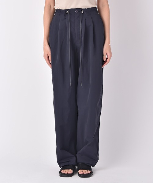 AKTE(アクテ)の「≪SPECIAL PRICE≫サイドラインパラシュートパンツ(その他パンツ・レディース・オフホワイト/ネイビー・FREE/TALL)」の7枚目の写真