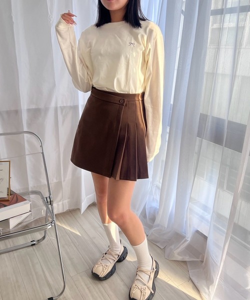 merrylatte(メリーラテ)の「Aラインプリーツミニスカート(スカート・レディース・ブラウン・MEDIUM)」の1枚目の写真