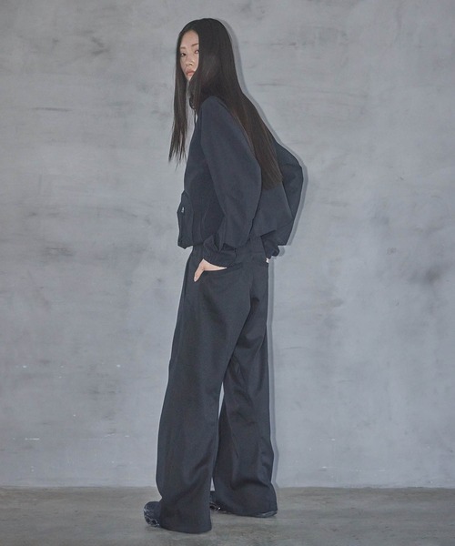 NVRFRGT(ネヴァーフォーゲット)の「CONZ別注 STAND COLLAR ZIP UP JACKET/ジップアップジャケット/ナイロンシェルジャケット/ジャストフィット(ブルゾン・メンズ・チャコールグレー/ブラック・1/2/3)」の11枚目の写真