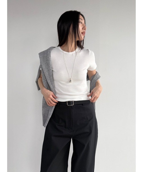 Didot.showroom（ディドット ショールーム）の「【DIDOT.】2サイズ展開｜オリジナルラウンドT（Tシャツ/カットソー・レディース・ブラック/アイボリー/レッド/グレー/ベージュ・S/M）」の19枚目の写真