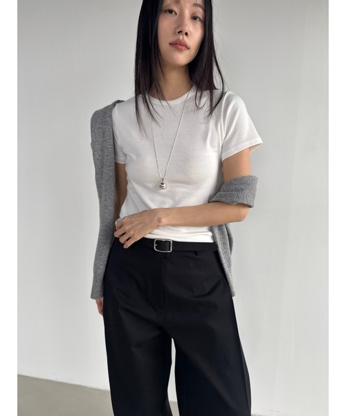 Didot.showroom（ディドット ショールーム）の「【DIDOT.】2サイズ展開｜オリジナルラウンドT（Tシャツ/カットソー・レディース・ブラック/アイボリー/レッド/グレー/ベージュ・S/M）」の10枚目の写真