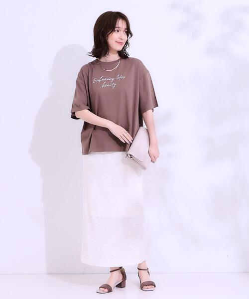 SHOO・LA・RUE（シューラルー）の「【選べる4柄】コットンプリントロゴTシャツ（Tシャツ/カットソー・レディース・ブラウン系その他2/ベージュ系その他4/イエロー系その他5/ホワイト系1/ホワイト系3/ホワイト系4/ブラック系/サックスブルー系2・01/02/03/04）」の13枚目の写真