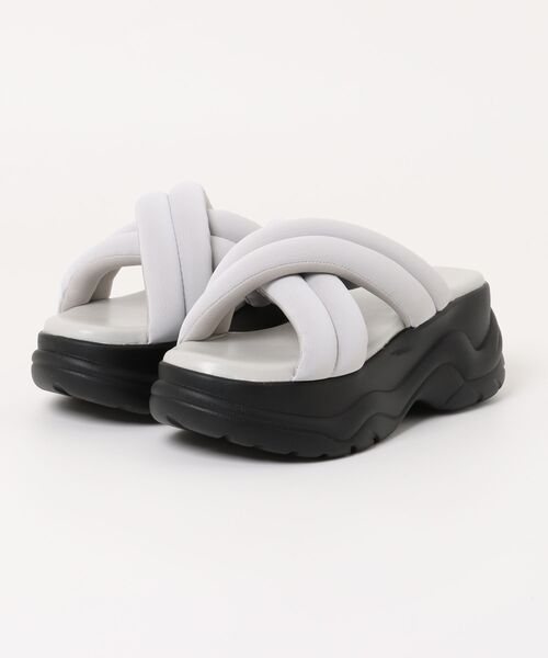 sesenta(セセンタ)の「【sesenta】レディースカジュアルサンダル(サンダル・レディース・ブラック/グレー・S/M/L/LL)」の2枚目の写真