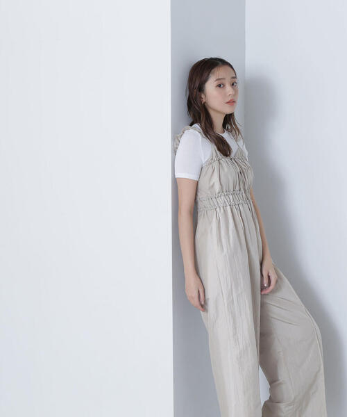 NATURAL BEAUTY BASIC（ナチュラルビューティーベーシック）の「【THINK BEAUTY】【麻亜里さんコラボ】タフタオールインワン（つなぎ/オールインワン・レディース・ベージュ/ネイビー・FREE）」の17枚目の写真