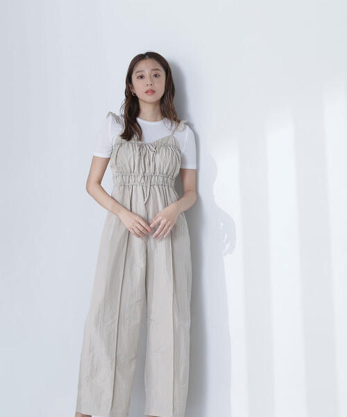 NATURAL BEAUTY BASIC（ナチュラルビューティーベーシック）の「【THINK BEAUTY】【麻亜里さんコラボ】タフタオールインワン（つなぎ/オールインワン・レディース・ベージュ/ネイビー・FREE）」の7枚目の写真