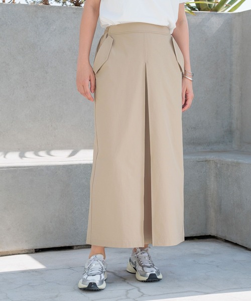 HEREIAM（ヘレイアム）の「【HEREIAM】接触冷感&イージーケア/COOLマテリアルスカート（スカート・レディース・ベージュ/ブラック・SMALL/MEDIUM）」の2枚目の写真