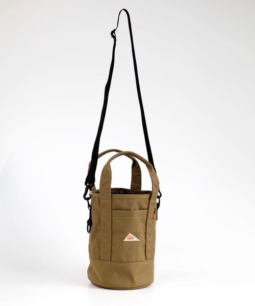 KELTY(ケルティ)の「リンネル掲載の2WAYバック【KELTY】MINI BUCKET SHOULDER(ショルダーバッグ・レディース・ダークグレー/モカ/ネイビー/マスタード/その他1/その他2/ブラック/ブラウン系その他/オリーブ/アニマル/タン/レオパード/セージグリーン/その他3・ONE SIZE)」の1枚目の写真