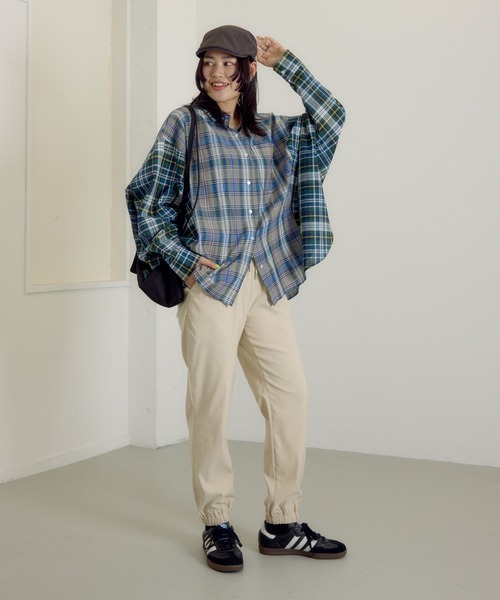 RODEO CROWNS WIDE BOWL（ロデオクラウンズワイドボウル）の「D/S COOL EASY JOGパンツ（その他パンツ・レディース・ライトカーキ/ブラック/ライトベージュ/オレンジ系その他/サックスブルー/ライトブラック/カーキ/ダークオレンジ・SMALL/MEDIUM）」の15枚目の写真