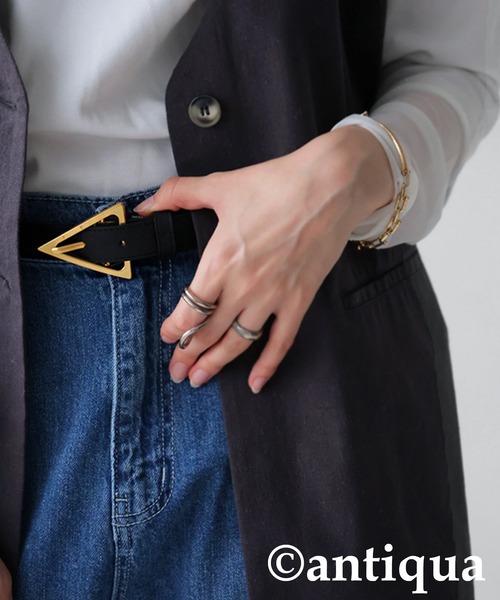 antiqua(アンティカ)の「本革 三角バックルベルト(ベルト・レディース・ゴールド系その他/シルバー×ブラック・フリー)」の16枚目の写真