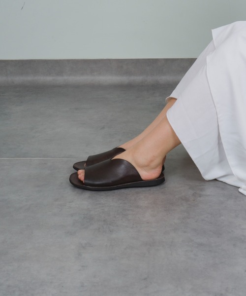 お値下げ⭐︎BRADOR レザー フラットサンダル 楽天市場】BRADOR ブラドール レザー メッシュ フラット