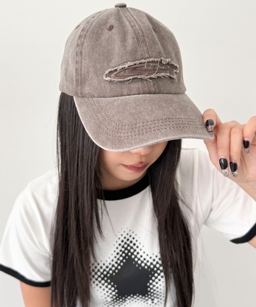 WEGO(ウィゴー)の「WEGO/フリンジロゴピグメントキャップ(キャップ・レディース・レッド/ブラウン/ブラック・FREE)」の21枚目の写真