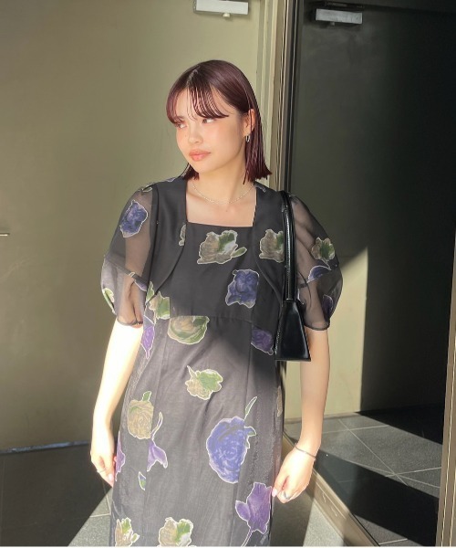 セール】MEDI OLIVIA DIMENSIONAL DRESS（ワンピース）｜Ameri