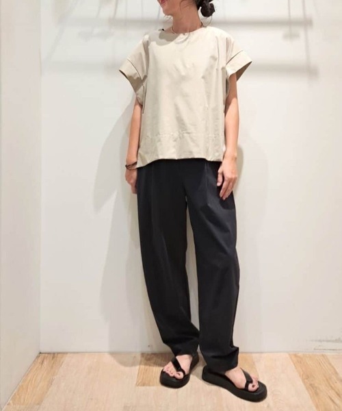 human woman(ヒューマンウーマン)の「◆【撥水・ストレッチ】コットンポリエステルウェザーストレッチフレンチスリーブプルオーバー(シャツ/ブラウス・レディース・グレー系その他/ベージュ系その他2・MEDIUM)」の21枚目の写真