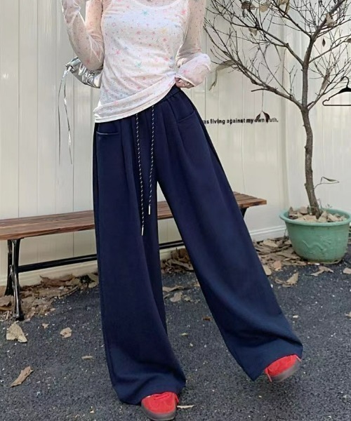 NuNuNa(ヌヌナ)の「【NuNuNa】《低身長向け》ドロストイージーワイドスウェットパンツ(スウェットパンツ・レディース・オフホワイト/グレー/ブラック/ネイビー・M)」の20枚目の写真