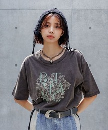 PAGEBOY | ボタニカルシシュウＴシャツ(Tシャツ/カットソー)