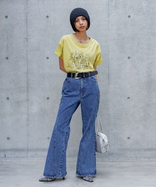 PAGEBOY（ページボーイ）の「ボタニカルシシュウＴシャツ（Tシャツ/カットソー・レディース・チャコールグレー/グリーン系その他4/ベージュ系その他・FREE）」の16枚目の写真