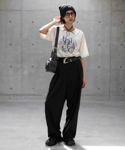 PAGEBOY（ページボーイ）の「ボタニカルシシュウＴシャツ（Tシャツ/カットソー・レディース・チャコールグレー/グリーン系その他4/ベージュ系その他・FREE）」の11枚目の写真