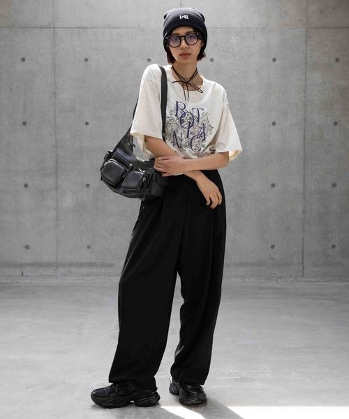 PAGEBOY（ページボーイ）の「ボタニカルシシュウＴシャツ（Tシャツ/カットソー・レディース・チャコールグレー/グリーン系その他4/ベージュ系その他・FREE）」の12枚目の写真