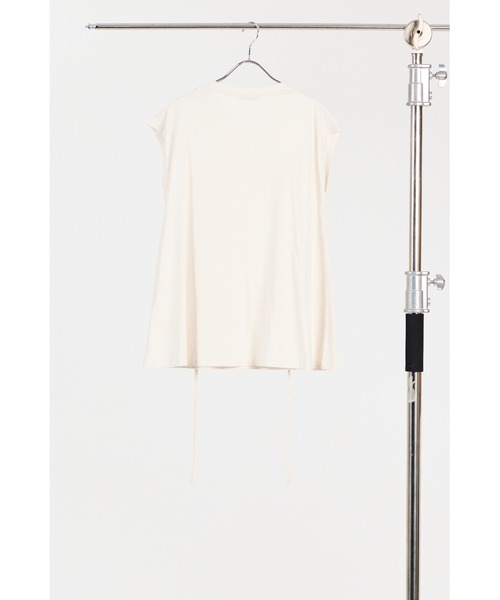 CHIGNON（シニヨン）の「【 CHIGNON / シニヨン 】ベロアメッシュキャミプルオーバー（Tシャツ/カットソー・レディース・アイボリー/ブラック/グレー・FREE）」の5枚目の写真