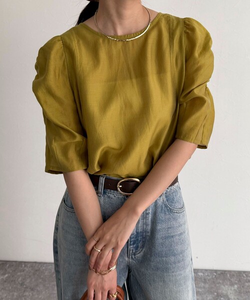 fredy emue（フレディエミュ）の「2WAYシアー袖ボリュームブラウス（シャツ/ブラウス・レディース・ブラック/オフホワイト/ベージュ/イエロー・38）」の4枚目の写真