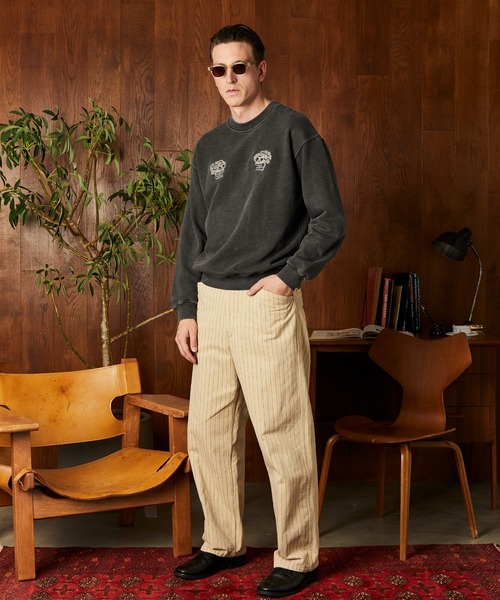 schott(ショット)の「Schott/ショット/PIGMENT SKULL AND SNAKE CREW SWEAT/ピグメント スカル アンド スネーク クルースウェット(スウェット・メンズ・レッド/ブルーグレー/ブラック・2XL/XL/L/M)」の7枚目の写真