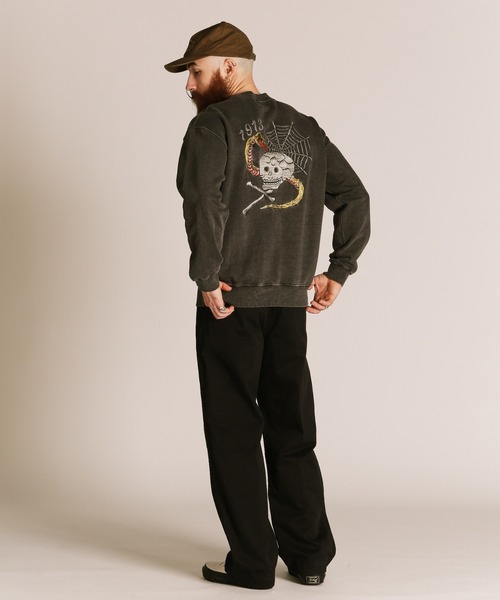 schott(ショット)の「Schott/ショット/PIGMENT SKULL AND SNAKE CREW SWEAT/ピグメント スカル アンド スネーク クルースウェット(スウェット・メンズ・レッド/ブルーグレー/ブラック・2XL/XL/L/M)」の21枚目の写真