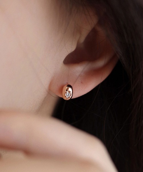 yu-ka(ユーカ)の「YU-KA:ポイントジルコニア スタッドピアス zirconia stud pierce(ピアス(両耳用)・レディース・シルバー/ゴールド/ピンクゴールド・FREE)」の5枚目の写真