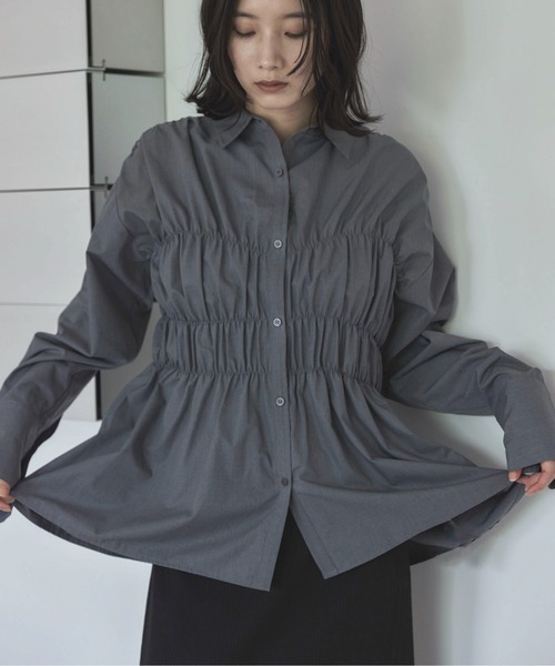 feepur（フェピュール）の「シャーリングアソートオーバーシャツ（シャツ/ブラウス・レディース・ブラウン/ブルー/グレー・MEDIUM）」の2枚目の写真