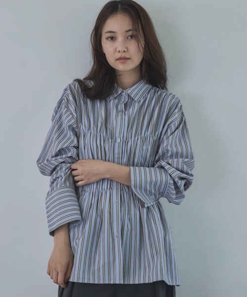 feepur（フェピュール）の「シャーリングアソートオーバーシャツ（シャツ/ブラウス・レディース・ブラウン/ブルー/グレー・MEDIUM）」の22枚目の写真
