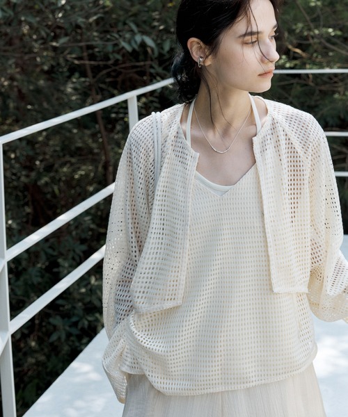 tageechita(タジチタ)の「【tageechita】シアーカットワーク ショートボレロ(カーディガン/ボレロ・レディース・ライトベージュ・S/M)」の5枚目の写真