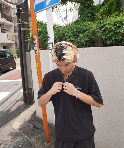 kaoyorinakami(カオヨリナカミ)の「Connie thermal henley tee / コニーサーマルヘンリーネックTシャツ(Tシャツ/カットソー・メンズ・ブラック/ホワイト・SMALL/MEDIUM/LARGE/X-LARGE)」の5枚目の写真