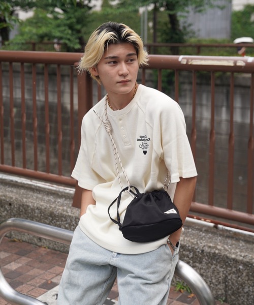 kaoyorinakami(カオヨリナカミ)の「Connie thermal henley tee / コニーサーマルヘンリーネックTシャツ(Tシャツ/カットソー・メンズ・ブラック/ホワイト・SMALL/MEDIUM/LARGE/X-LARGE)」の14枚目の写真