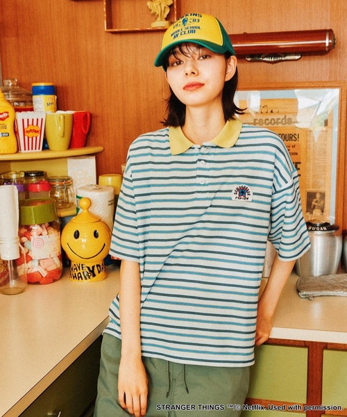 STRANGER THINGS】コラボ レトロボーダーポロシャツ（ポロシャツ