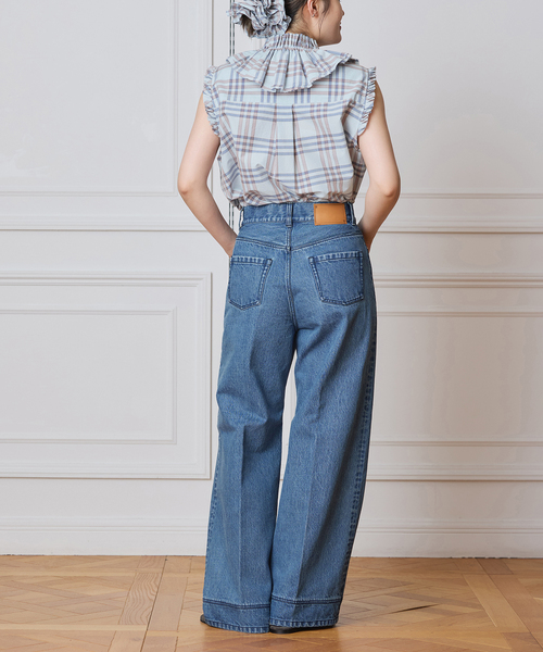 IENA LA BOUCLE（イエナラブークル）の「IENA LA BOUCLE C/Pポプリンフリルカラーシャツ（シャツ/ブラウス・レディース・ブラック/ブルー系その他・FREE）」の5枚目の写真